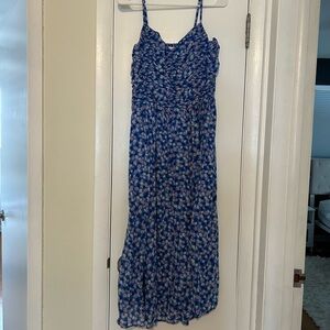 EUC blue floral midi dress